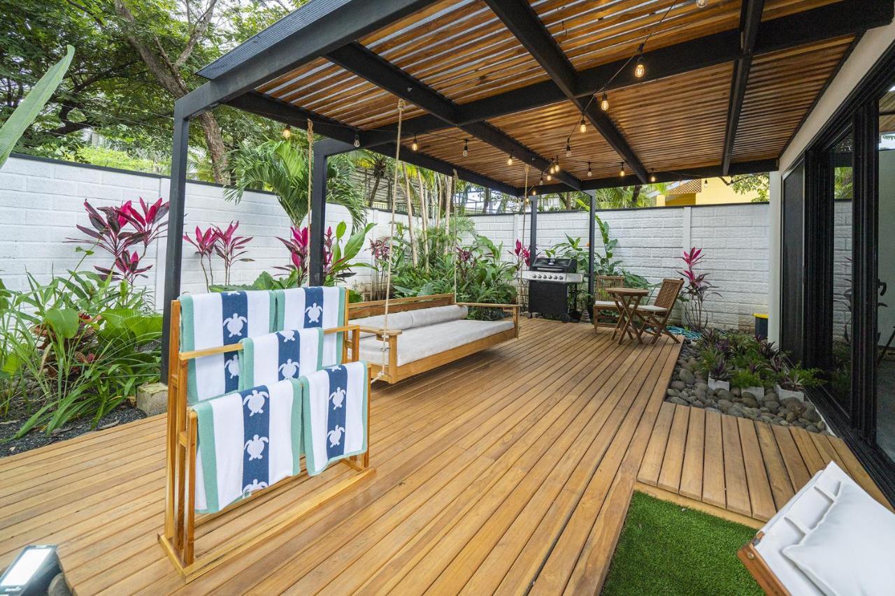 Playa Potrero - New Modern House, Pool In Guitar Shape - Casa Guitarra Villa Exterior photo